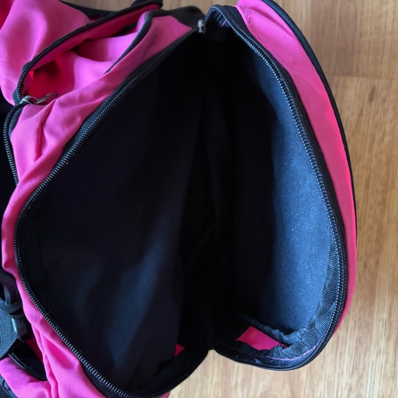 Nike Brasilia Pink and Black Training Duffel Bag - Picture 7 of 10